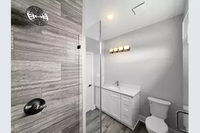 186 Ocean View Drive, Crystal Beach, TX 77650 - Photo 7