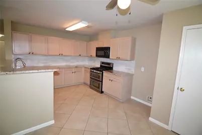3903 Brighton Springs Lane, Katy, TX 77449 - Photo 7