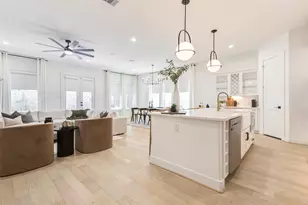 1922 Hoskins Dr, Houston, TX 77080 - Photo 3