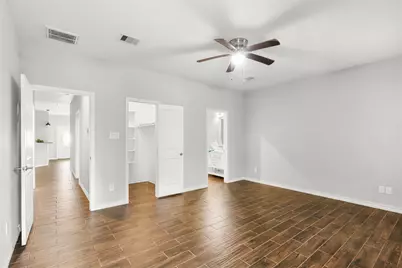 507 E Foley Street, Alvin, TX 77511 - Photo 17