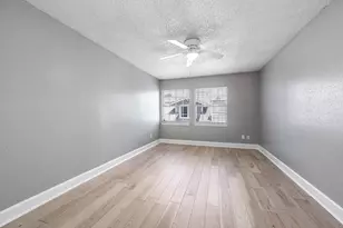 12213 Sandpiper Dr, Houston, TX 77035 - Photo 19