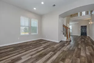 30218 Creekside Dr, Brookshire, TX 77423 - Photo 9