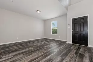 30218 Creekside Dr, Brookshire, TX 77423 - Photo 5