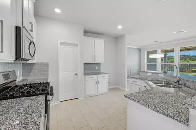 16738 Rockwall Street, Conroe, TX 77303 - Photo 13