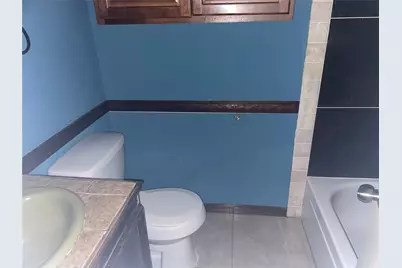 10751 Corona Lane, Houston, TX 77072 - Photo 7