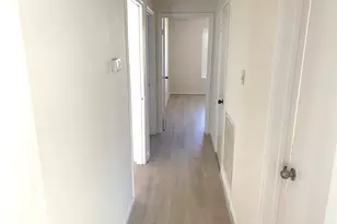 13611 Elm Ct, Sugar Land, TX 77498 - Photo 9