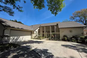 10727 Kitty Brook Dr, Houston, TX 77071 - Photo 1