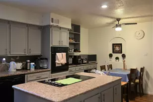 10727 Kitty Brook Dr, Houston, TX 77071 - Photo 11