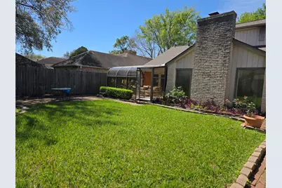 10727 Kitty Brook Drive, Houston, TX 77071 - Photo 19