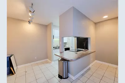 10047 Westpark Drive #21, Houston, TX 77042 - Photo 7