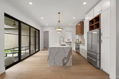 309 Avenue Of Oaks Street, Houston, TX 77009 - Photo 7
