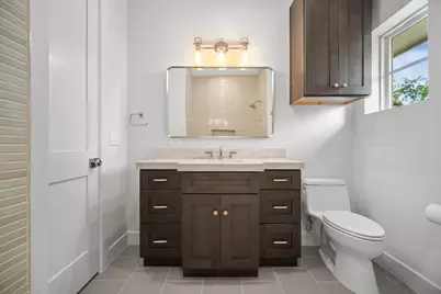 309 Avenue Of Oaks Street, Houston, TX 77009 - Photo 33