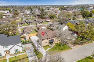 309 Avenue of Oaks St, Houston, TX 77009 - Photo 37