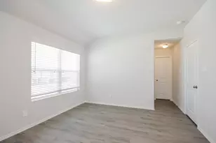 313 Fallow Deer Dr, Huntsville, TX 77320 - Photo 11