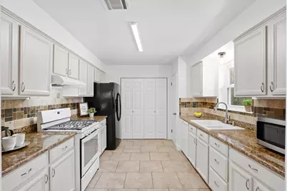 29038 Deadwood Lane, Shenandoah, TX 77381 - Photo 11