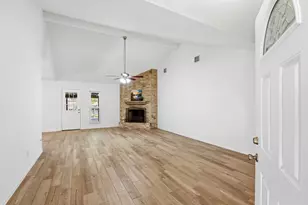 29038 Deadwood Ln, Shenandoah, TX 77381 - Photo 5