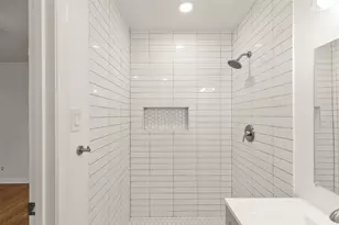 2015 Wycliffe Dr, Houston, TX 77043 - Photo 7