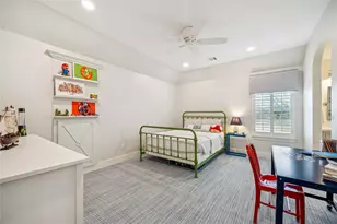 7935 Woodcrest Ct, Sugar Land, TX 77479 - Photo 23