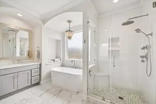 7935 Woodcrest Ct, Sugar Land, TX 77479 - Photo 17