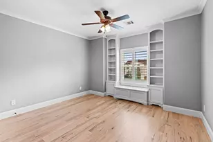 1717 Bayram Dr, Houston, TX 77055 - Photo 29