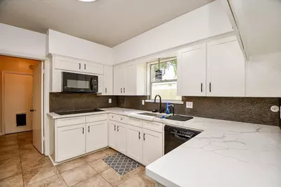 8118 Brinkworth Lane, Houston, TX 77070 - Photo 17
