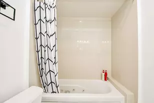 8118 Brinkworth Ln, Houston, TX 77070 - Photo 23
