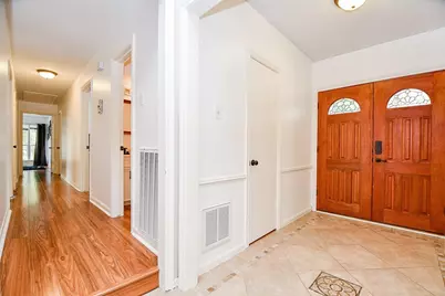 8118 Brinkworth Lane, Houston, TX 77070 - Photo 11