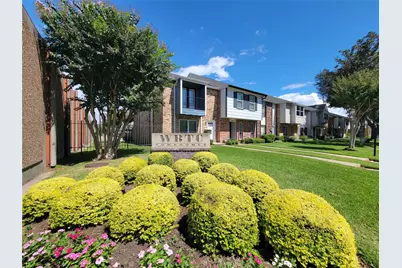 10212 Longmont Drive #44/7, Houston, TX 77042 - Photo 5