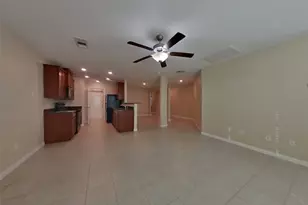 821 Painted Bison Dr, La Marque, TX 77568 - Photo 3