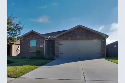 821 Painted Bison Drive, La Marque, TX 77568 - Photo 1