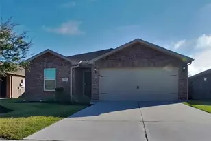 821 Painted Bison Dr, La Marque, TX 77568 - Photo 1