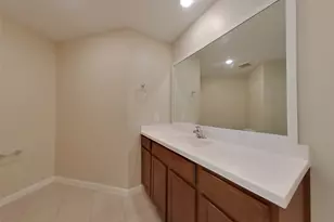 821 Painted Bison Dr, La Marque, TX 77568 - Photo 7