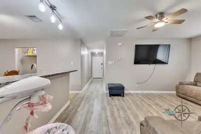 8825 E Buffalo Circle, Willis, TX 77378 - Photo 13