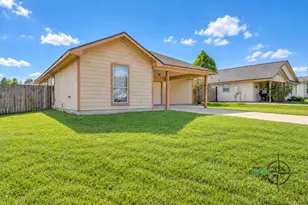 8825 E Buffalo Cir, Willis, TX 77378 - Photo 25