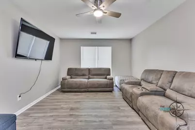 8825 E Buffalo Circle, Willis, TX 77378 - Photo 7