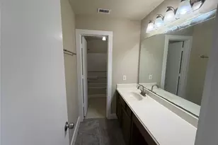 11736 Chanteloup Dr, Houston, TX 77047 - Photo 21