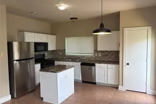 11736 Chanteloup Dr, Houston, TX 77047 - Photo 5