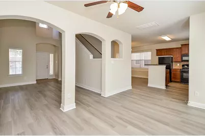 3747 W Ashford Villa, Houston, TX 77082 - Photo 9