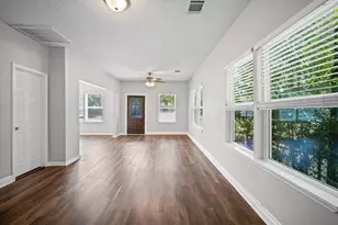 909 King St, Houston, TX 77022 - Photo 19