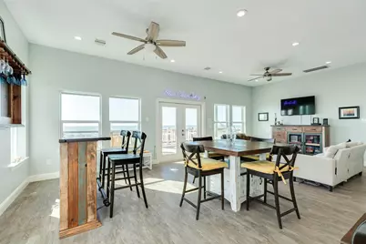 22224 Kennedy Drive, Galveston, TX 77554 - Photo 11