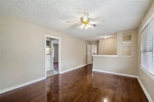 4310 Ebbtide Dr, Houston, TX 77045 - Photo 5