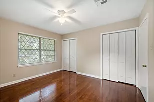 4310 Ebbtide Dr, Houston, TX 77045 - Photo 11