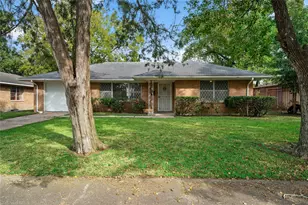 4310 Ebbtide Dr, Houston, TX 77045 - Photo 3