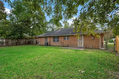 4310 Ebbtide Drive, Houston, TX 77045 - Photo 17