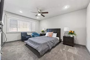 8973 Imogene St, Houston, TX 77036 - Photo 27