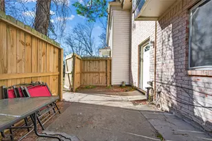 8973 Imogene St, Houston, TX 77036 - Photo 5