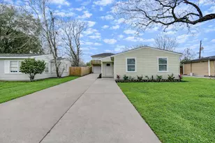 6603 Narcissus St, Houston, TX 77087 - Photo 1