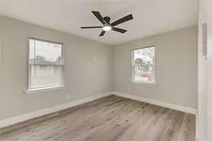 6603 Narcissus St, Houston, TX 77087 - Photo 19