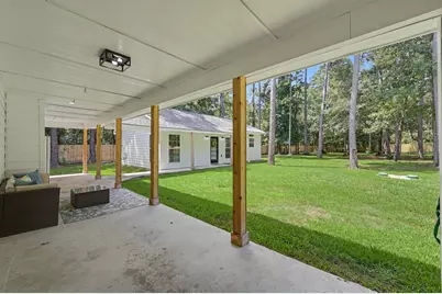 18644 Oak Shadow Circle, Conroe, TX 77302 - Photo 5