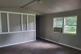 12175 Hilltop Dr, Willis, TX 77318 - Photo 3